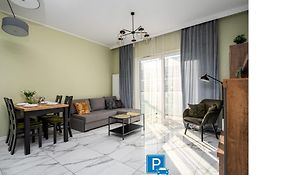 Prymasa Tysiaclecia 83A Separate Bedroom Free Garage By Perfect Apart 634