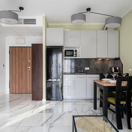 Prymasa Tysiaclecia 83A Separate Bedroom Free Garage By Perfect Apart 634 Варшава Екстер'єр фото